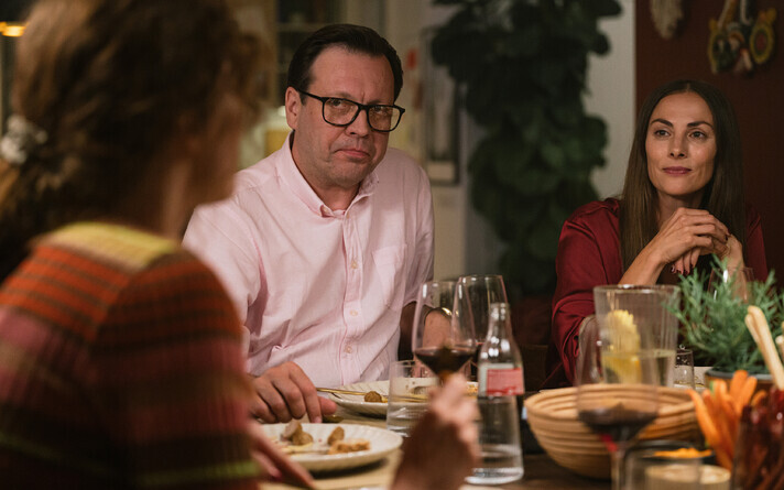 Кадр из фильма «Идеальные незнакомцы».