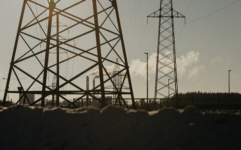 Линии электропередачи.