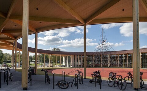 Saku Gümnaasiumi põhikooli õppehoone