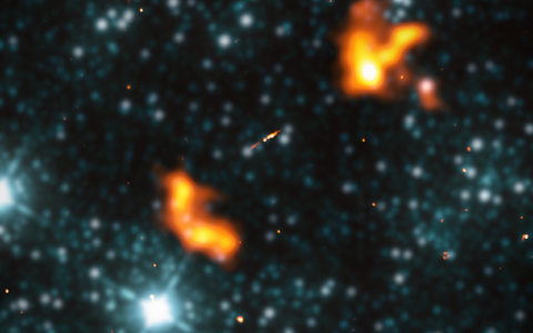 Hiiglaslik raadiogalaktika Alcyoneus, mille raadiosagarad ulatuvad ligi 15 miljoni valgusaasta kaugusele.