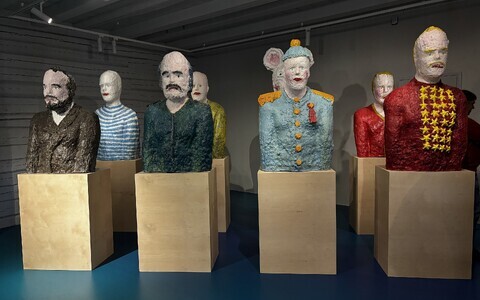 Köleri loomingut tõlgendav näitus Rüki galeriis