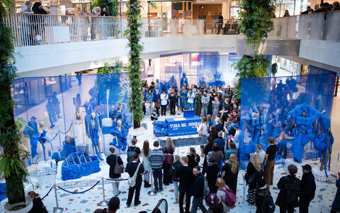 “Tuba nr Sinine” Viru aatriumis