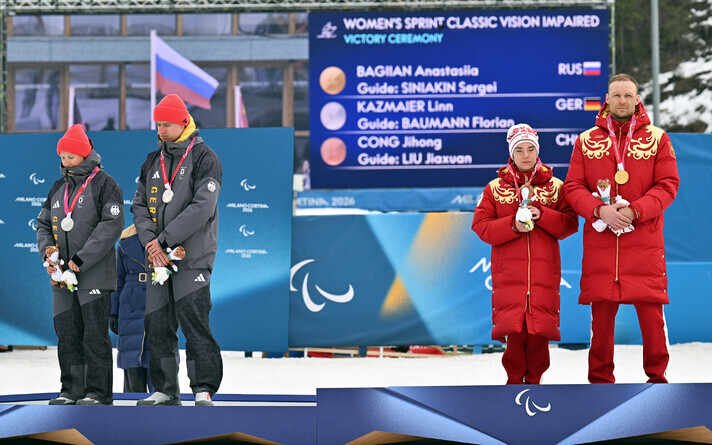 Linn Kazmaier ja Florian Baumann (vasakul).