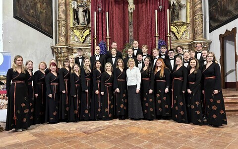 Tartu ülikooli kammerkoor Cantaquera koorikonkursil