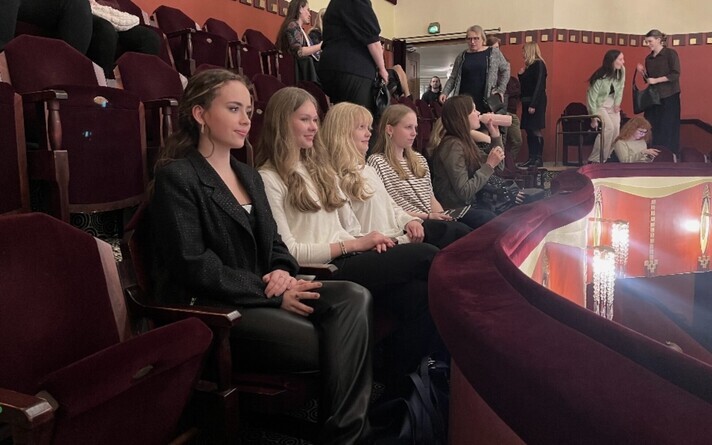 Noored Eesti Draamateatris