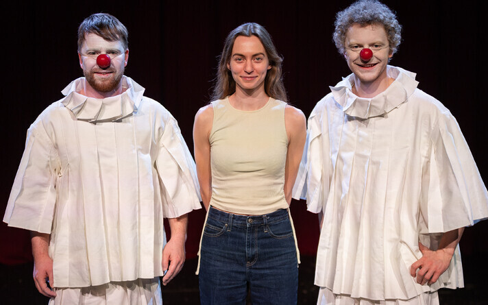 Triin Brigitta Heidovi EMTA lavakunsti osakonna diplomilavastus „Diktaatori sünd”