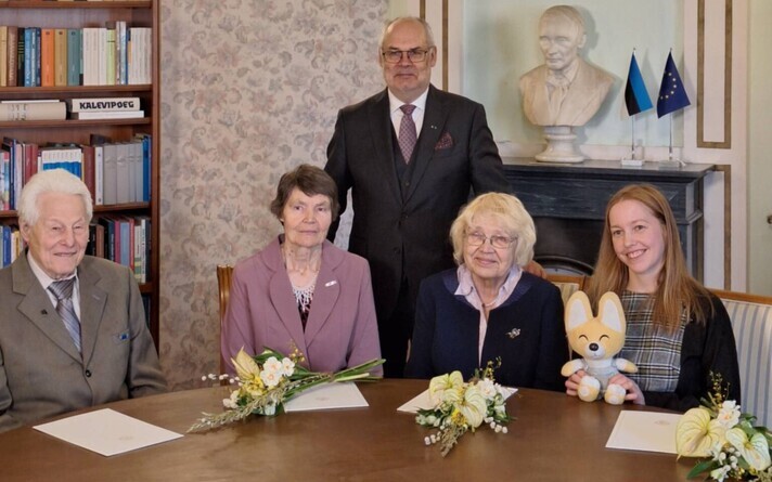 President Alar Karis laureaatidega