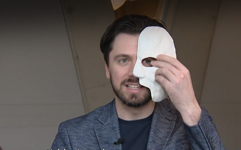 Исполнитель главной роли в мюзикле 