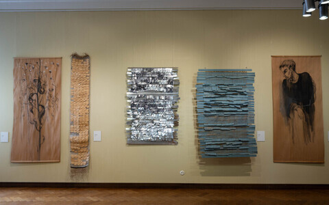 Выставка художницы по текстилю Кади Паюпуу в Рийгикогу.