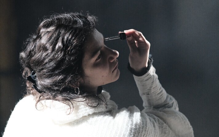 Triin Kauberi installatiivne lavastus 