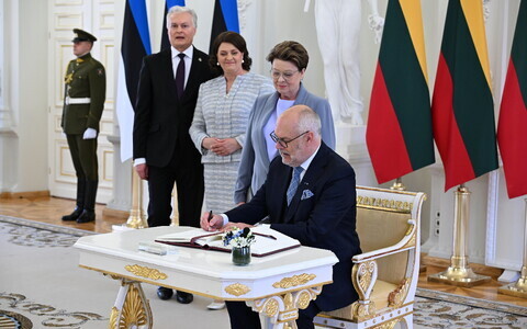 President Alar Karis visits Lithuania.