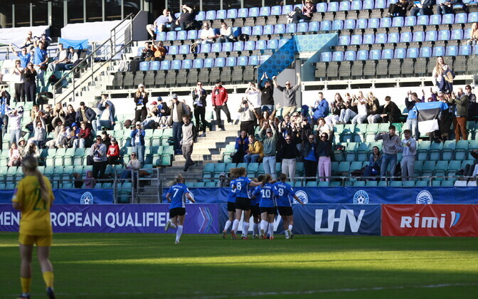Оборочный матч ЧМ по футболу среди женщин: Эстония-Литва.