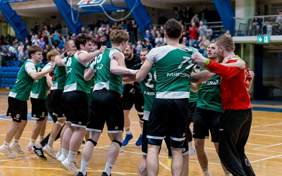 Mistra käsipallimeeskond